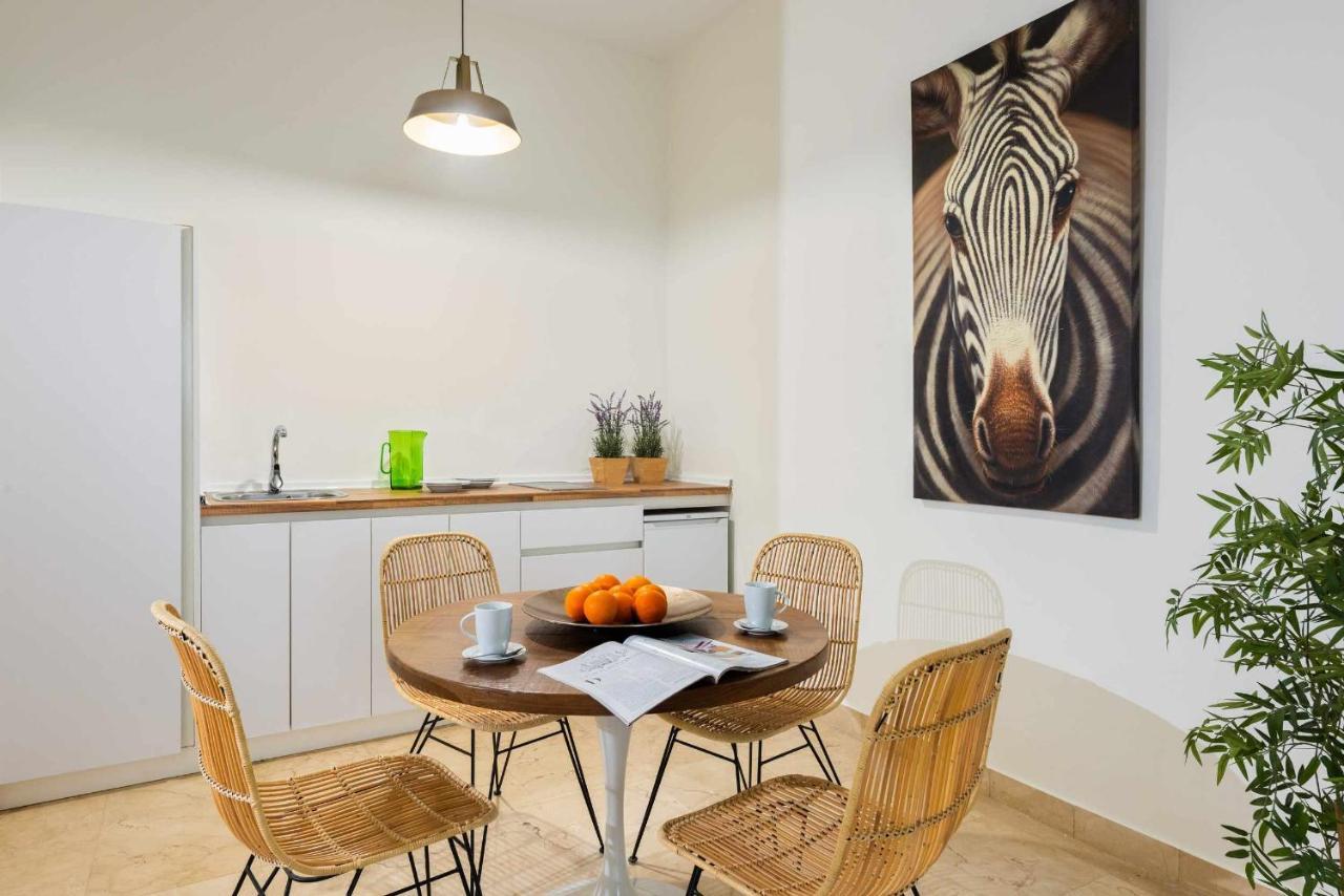 Monkeys Apartments Loft Pureza Seville Luaran gambar